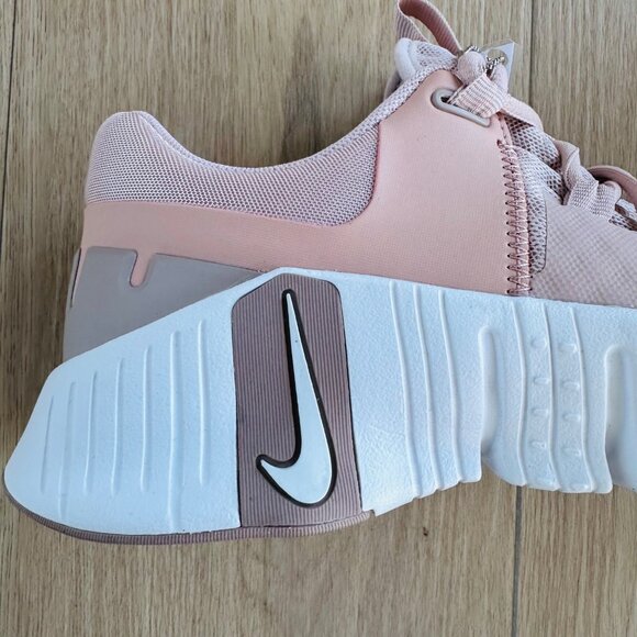❤️Nike Free Metcon 5 Pink Oxford 8.5 Womens Training Shoes Dusty Pink DV3950-600 - Picture 10 of 13